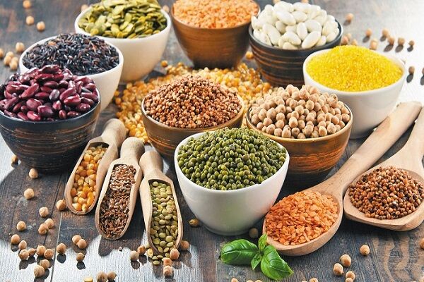 کاهش قیمت برنج ایرانی و حبوبات در بازار کاهش قیمت برنج ایرانی و حبوبات در بازار