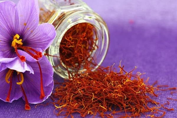 تجارت جهانی زعفران به ۲۹۵ میلیون دلار رسید؛ ۳۹درصد صادرات دنیا در اختیار طلای سرخ ایران تجارت جهانی زعفران به ۲۹۵ میلیون دلار رسید؛ ۳۹درصد صادرات دنیا در اختیار طلای سرخ ایران