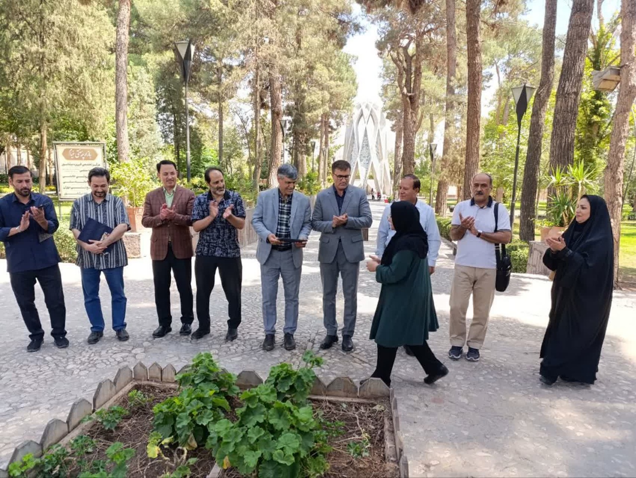 تجلیل از خبرنگاران شهرستان نیشابور در باغ خیام تجلیل از خبرنگاران شهرستان نیشابور در باغ خیام