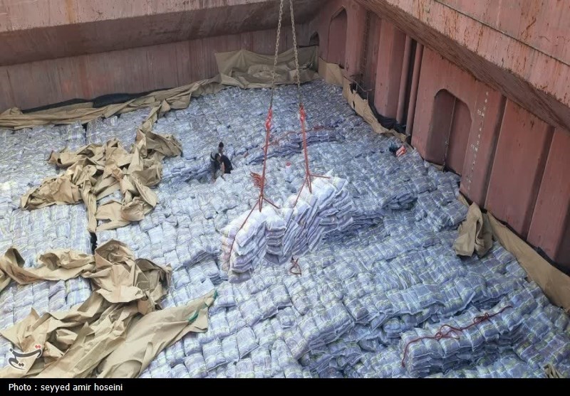 ضعف تنظیم بازار درکنار سیاست ارزی بازار برنج را مختل کرد ضعف تنظیم بازار درکنار سیاست ارزی بازار برنج را مختل کرد