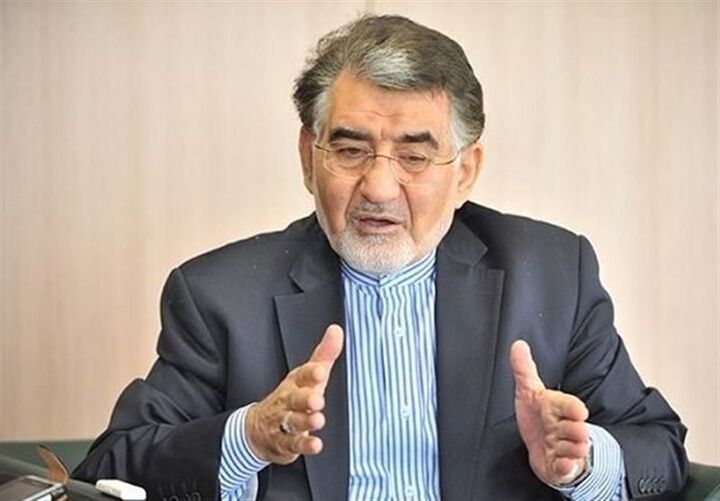 طلب ۱۲ میلیارد دلاری ایران از عراق؛ جزئیات رایزنی همتی در سفر به بغداد طلب ۱۲ میلیارد دلاری ایران از عراق؛ جزئیات رایزنی همتی در سفر به بغداد