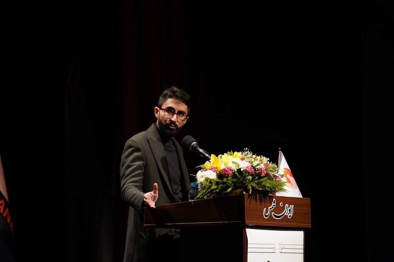 «عقرب زرد»؛ روایتی تازه از شهیدی که میان مردم ماند/ علی الفت: شهدا را نباید دستنیافتنی تصویر کرد «عقرب زرد»؛ روایتی تازه از شهیدی که میان مردم ماند/ علی الفت: شهدا را نباید دستنیافتنی تصویر کرد