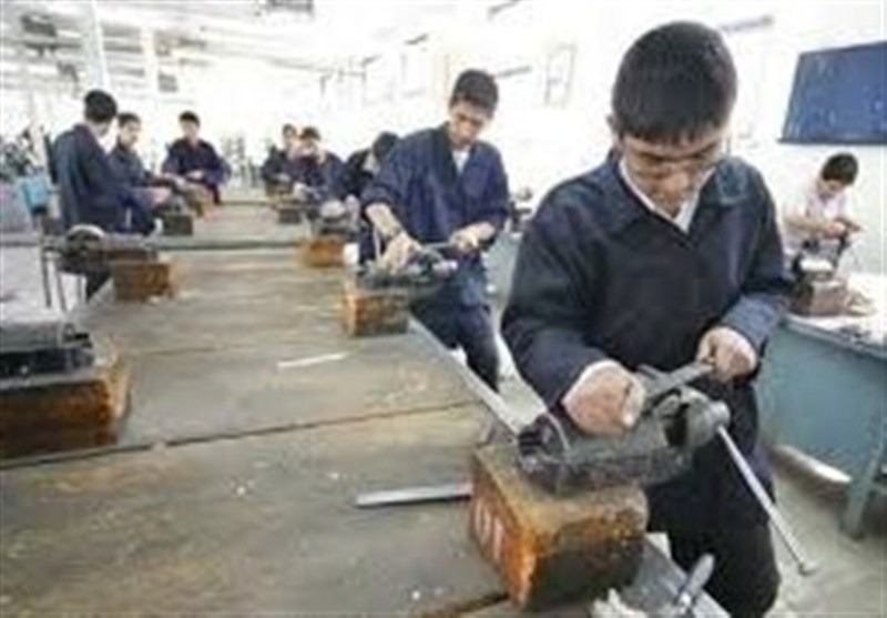 وقتی مدرک جای مهارت را میگیرد، بیکاری ماندگار میشود وقتی مدرک جای مهارت را میگیرد، بیکاری ماندگار میشود
